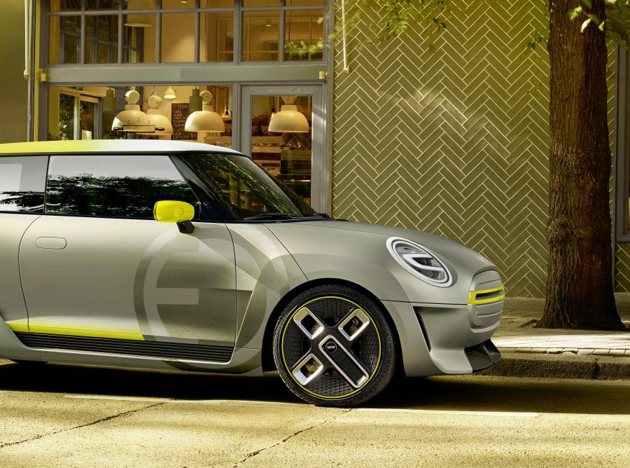 Детали экстерьера Mini Electric Concept 2017 года  (фото 5 из 47)